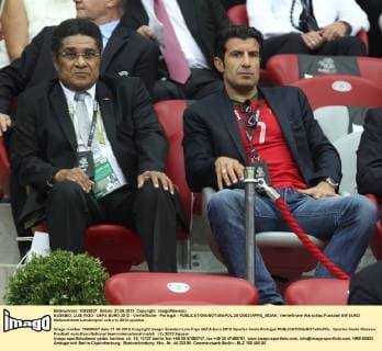 EUSEBIO, LUIS FIGO - UEFA EURO 2012 - Viertelfinale - Portugal -  20120621APPA_002AK