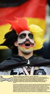 FUSSBALL EUROPAMEISTERSCHAFT 2012 VIERTELFINALE 22.06.2012 Ein deutscher Fan 