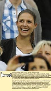 Silvia Meichel, Freundin von Mario Gomez Frau, Ehefrau, Partnerin, Freundin, Gattin, Geliebte, verlobte, verliebt, verheiratet, zusammen, Spielerfrau, Begleitung, weiblich, wife, woman, love GERMANY - GREECE ( : ), Deutschland - Griechenland Viertelfinale, Quarterfinal, Deutsche Fussball Nationalmannschaft, DFB EM Euro 2012 am 22.06.2012 in Danzig, Europameisterschaft 2012
