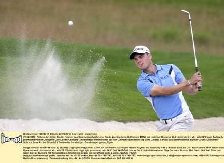 22.06.2012, Pulheim bei Köln: Martin Kaymer aus Deutschland mit einem Bunkerschlag beim Golfturnier BMW International Open auf Gut Lärchenhof.