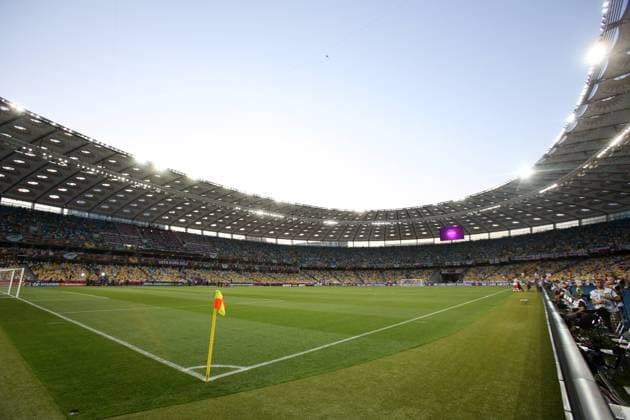 FUSSBALL - EURO 2012 KIEW,UKRAINE,24.JUN.12 - FUSSBALL - UEFA Europameisterschaft 2012 Uraine. Bild zeigt das Olympiastadion Kiew. 
