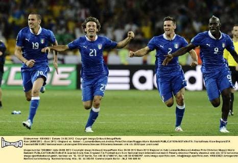 Kiev 24 06 2012 - Euro 2012 England vs. Italien -- Leonardo Bonucci-Andrea Pirlo-Christian Maggio-Mario Balotelli 