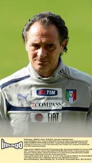 Cesare PRANDELLI (ITA) - Cracovia 26 06 2012 Training der italienischen Nationalmannschaft allexsabba