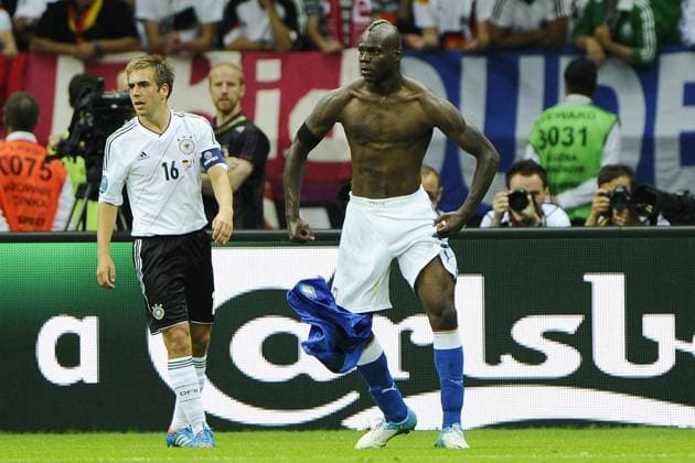 Warschau 28 06 2012 - Euro 2012 Halbfinale - GER vs. ITA - Torjubel Mario Balotelli 