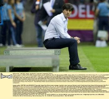 Trainer Joachim LOEW (LÖW) (GER), Bundestrainer, Coach, Halbfinale, Spiel 30, Deutschland (GER) - Italien (ITA) 1:2, am 28.06.2012 in W A R S C H A U P o l e n Fussball UEFA EURO 2012 P o l e n U k r a i n e vom 08.06. - 01.07.2012.