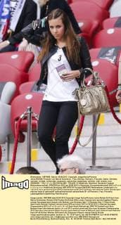 Jenny ROHDE, Freundin von Marcel Schmelzer , Frau, Ehefrau, Partnerin, Freundin, Gattin, Geliebte, verlobte, verliebt, verheiratet, zusammen, spielerfrau, begleitung, weiblich, wife, woman, love GERMANY - ITALY (1 :2 ), DEUTSCHLAND - ITALIEN 1-2 Halbfinale, Semifinal, Deutsche Fussball Nationalmannschaft, DFB EM Euro 2012 am 28.06.2012 in Warschau, Europameisterschaft 2012 in P o l e n, U k r a i n e