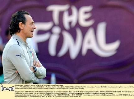 Cesare PRANDELLI (Italia) Kiew 30.06.2012 - Training Italien - Euro 2012 allexsabba