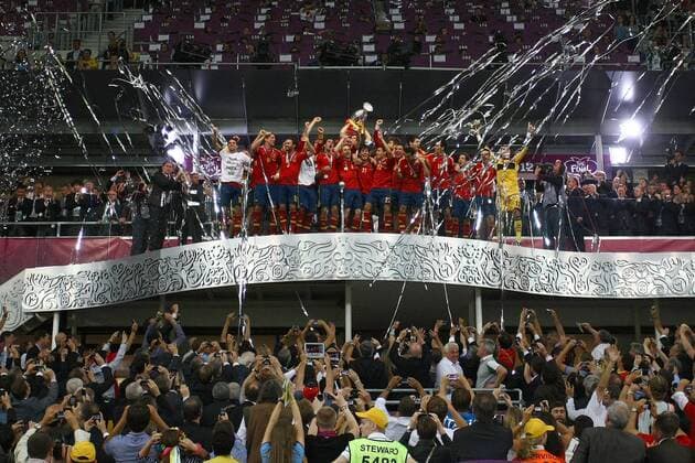 Football - European Championships 2012 Final - Spain vs. Italy Spain celebrate becoming champions at the Olympic Stadium, Kiev 