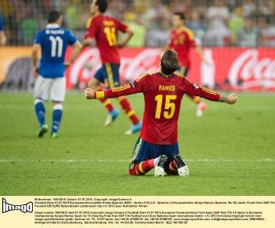 Fussball Kiew 01.07.2012 Europameisterschaften Finale Spanien (ESP) - Italien (ITA) 4:0 - Spanien ist Europameister Sergio Ramos (Spanien, No.15) Jubel