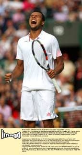 TENNIS - ATP, Wimbledon 2012 LONDON,ENGLAND,04.JUL.12 - TENNIS - ATP Tennis Herren World Tour, Wimbledon 2012, Grand Slam. Bild zeigt den Jubel von Jo-Wilfried Tsonga (FRA). 