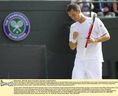Tennis: Wimbledon Championship 2012, Philipp Kohlschreiber (Ger) plays in the quarterfinal match on day nine of the Wimbledon Lawn Tennis Championships at the All England Lawn Tennis Club on July 4, 2012 in London, England. xHOCHxZWEIx xKirstenxHolstx