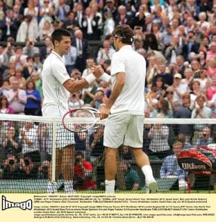TENNIS - ATP, Wimbledon 2012 LONDON,ENGLAND,06.JUL.12 - TENNIS - ATP Tennis Herren World Tour, Wimbledon 2012, Grand Slam. Bild zeigt Novak Djokovic (SRB) und Roger Federer (SUI). Keywords: Handshake. 