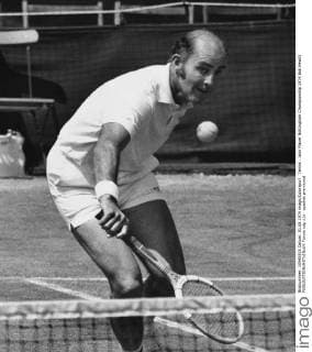 Tennis : John Player Nottingham Championship 1974 Bob Hewitt 
