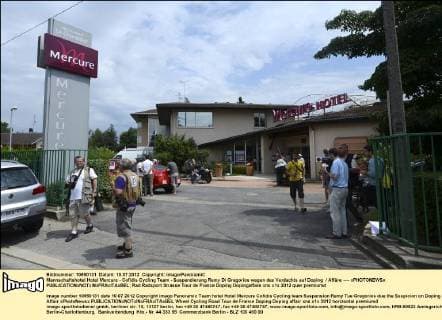 Mannschaftshotel Hotel Mercure - Cofidis Cycling Team - Suspendierung Remy Di Gregorios wegen des Verdachts auf Doping Affäre ---- xPHOTONEWSx 