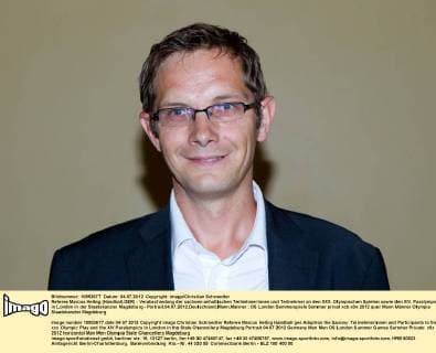 Referee Marcus Helbig (Handball,GER) - Verabschiedung der sachsen-anhaltischen Teilnehmerinnen und Teilnehmer an den XXX. Olympischen Spielen sowie den XIV. Paralympics in London in der Staatskanzlei Magdeburg - Portrait,04.07.2012,Deutschland,Mann,Männer