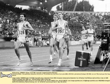 Zieleinlauf 800m - Europameister Sebastian Coe (li.) vor Tom McKean (re.) und Steve Cram (alle GBR)