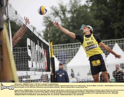 Germany, Berlin, Beachvolleyball, Smart Grand Slam 2012 Berlin, Beach Volleyball Swatch World Tour 2012, Alison Emanuel (BRA), 13.07.2012, xHOCHxZWEIx xThomasxVictorx