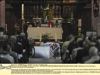 Rob Goris funeraille CYCLISME : Rob Goris - Funeraille - 14 07 2012 PHOTONEWS PANORAMIC 