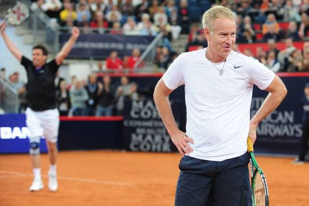 Tennis bet-at-home Open - German Tennis Championships im Stadion am Rothenbaum am 15.07.2012 in Hamburg Berenberg Bank Classics - John McEnroe vs. Michael Stich Michael Stich ( GER ), hinten - John McEnroe ( USA ), vorne