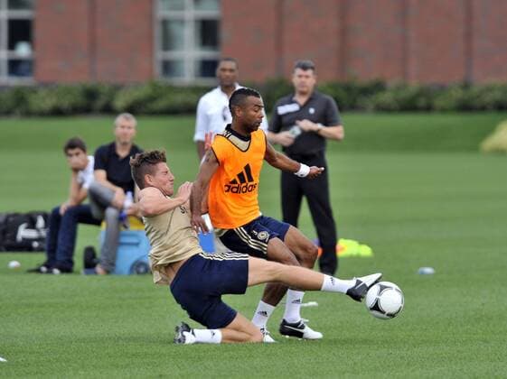 July 21 2012: Chelsea FC players Sam Hutchinson 27 and Ashley Cole 3 battle for a loose ball during practice at the Timex Performance Center in East Rutherford, New Jersey. Chelsea FC will face Paris Saint-Germain in the first-ever soccer match played at yankee Stadium Sunday July 22. Soccer 2012: Chelsea FC Training Session JUL 21 - ZUMAcw2