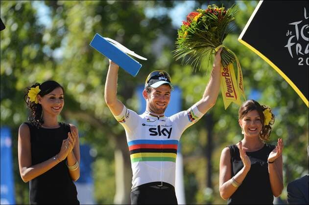 PARIS - JULY 22: Etappensieger Mark Cavendish (GBr) of Sky Procycling Team pictured during the podium ceremony if the Tour de France 2012 on July 22, 2012 in Paris, France CYCLISME : Tour de France 2012 - Rambouillet Paris - Etape 20 - 22 07 2012 PHOTONEWS Panoramic 