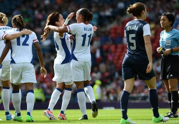 Louisa NECIB (fra) - Marie Laure DELIE (fra) FOOTBALL FEMIN : France vs Etats Unis - JO2012 - 25 07 2012 AnthonyBibard FEP Panoramic 