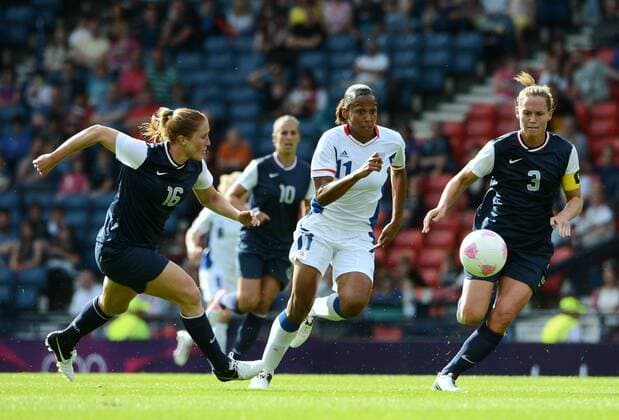 Marie Laure DELIE (fra) - Rachel BUEHLER (usa) - Christie RAMPONE (usa) FOOTBALL FEMIN : France vs Etats Unis - JO2012 - 25 07 2012 AnthonyBibard FEP Panoramic 