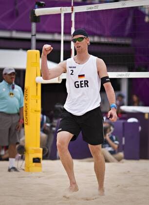 London, 28.07.2012, Olympische Sommerspiele Julius Brink und Jonas Reckermann (Deutschland) Beachvolleyball Deutschland - Russland