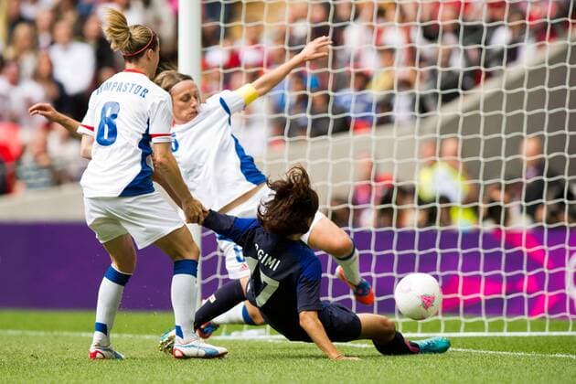 Yuki Ogimi (JPN), AUGUST 6, 2012 - Football Soccer : Yuki Ogimi of Japan scores in the Women s semifinal match between Women s Japan 2-1 Women s France t Wembley Stadium during the London 2012 Olympic Games in London, UK.  (bxlb039957)