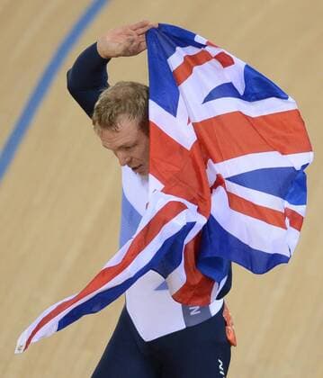 LONDON, Aug. 7, 2012 - Chris Hoy of Britain celebrates after winning in men s Keirin competition of cycling track event, at London 2012 Olympic Games in London, Britain, on August 7, 2012. (OLY2012)BRITAIN-LONDON-CYCLYING TRACK-MEN S KEIRIN 