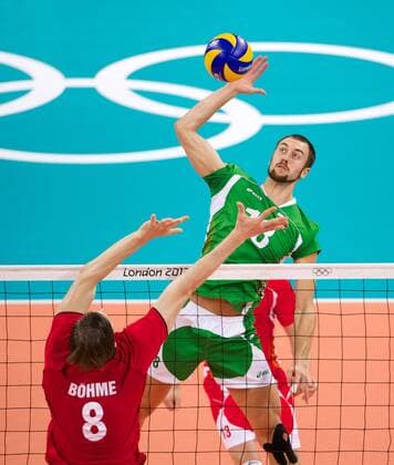Olympia 2012 London 08.08.2012 Olympische Spiele London 2012 Volleyball Herren Viertelfinale Bulgarien (BUL) - Deutschland (GER) NIKOLOV Nikolay (BUL) 18 BOHME Marcus (GER) 8 BÖHME