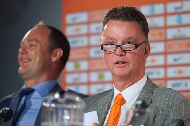 (L-R) chairman Bert van Oostveen,coach Louis van Gaal of Holland Louis van Gaal Unveiled as New Netherlands National Team Coach 2012 2013 xVIxxIVx 1086841