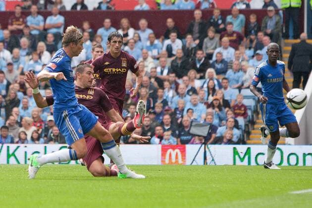 Football - FA Community Shield - Chelsea FC London vs. Manchester City; Fernando Torres of Chelsea scores the opening goal at Villa Park 