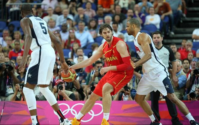 EuroBasket 2022, Historie, Die besten Spieler Europas LONDON, Aug. 12, 2012 - Pau Gasol (red) of Spain vies for the ball in men s basketball gold medal match between USA and Spain, at London 2012 Olympic Games in London, Britain, August 12, 2012. (Xinhua Meng Yongmin) (zgp) (OLY2012)BRITAIN-LONDON-MEN S BASKETBALL-GOLD MEDAL MATCH 