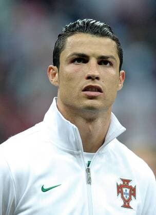 Donnerstag 21.06.2012, UEFA EURO 2012, Europameisterschaft in Warschau Polen, 1. Viertelfinale, Tschechien - Portugal Cristiano Ronaldo (POR) DeFodi018