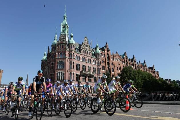 Cycling: Hamburg Vattenfall Cyclassics 2012, UCI World Tour, Elite, Speicherstadt, xHOCHxZWEI HenningxAngererx