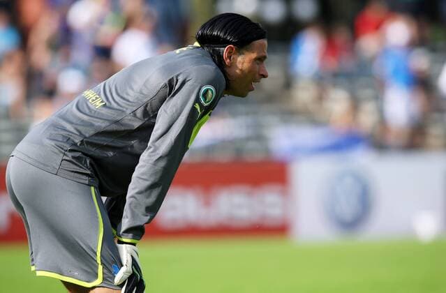 Torwart Tim Wiese Einzelbild Aktion 18.08.2012 TSG 1899 Hoffenheim Fußball Fussball Poststadion Berlin Herren DFB-Pokal Saison 2012 2013