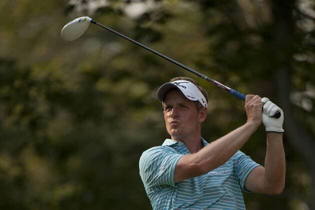 24 August 2012: Luke Donald (ENG) tee s off at the 18th hole during the second round of The Barclays Championship for The FedEx Cup played at Bethpage Black in Farmingdale, NewYork. GOLF: AUG 24 PGA Golf Herren - The Barclays - Second Round Icon082412411 EDITORIAL USE ONLY
