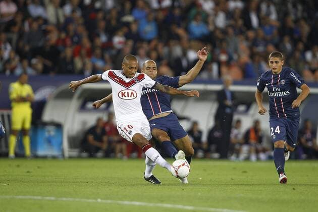 Alex Marco Verratti (PSG) vs Jussie (Bordeaux) FOOTBALL : Paris Saint Germain vs Bordeaux - Ligue 1 - 26 08 2012 GwendolineLeGoff Panoramic 
