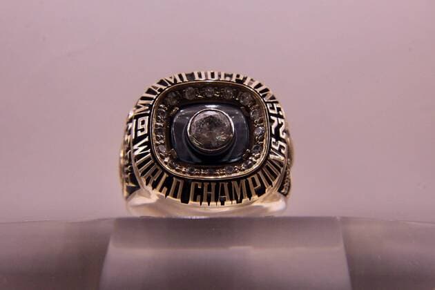 Super Bowl Ringe der einzelnen Siegerteams: VII Miami Dolphins - 1972
