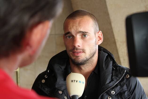 Wesley Sneijder Arrival Dutch team Arrival Dutch team xVIxxIVx 1130584