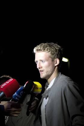 03.09.2012, Sporthotel Barsinghausen, Barsinghausen, Ankunft der deutschen Nationalmannschaft im Mannschaftshotel in Barsinghausen zum WM-Qualifikationsspiel gegen die Faeroeer Inseln, im Bild Andre Schuerrle (9, Deutschland) im Interview am Hotel GER, WMQ, Anreise der deutschen Nationalmannschaft