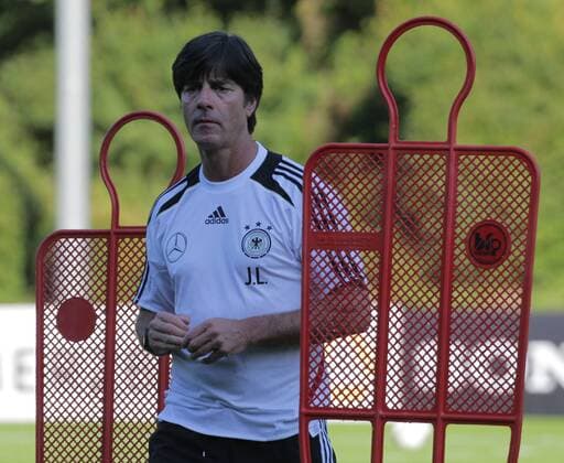 DFB Training in Barsinghausen am 04.09.2012. Im Foto: Bundestrainer Joachim Löw
