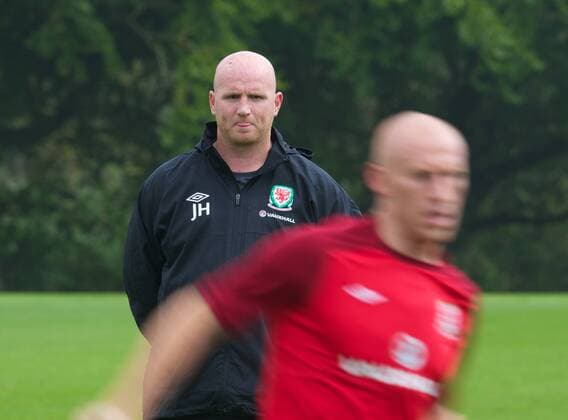 Football - soccer: Brazil 2014 World Cup, Qualifying Group A, Wales - Belgium, Wales assistant coach John Hartson during a training session at the Vale of Glamorgan ahead of the 2014 World Cup Brazil Qualifying Group A match against Belgium. (Hinweis: Verwendung nur in Deutschland, Österreich oder Schweiz - only Germany, Austria and Switzerland) xHOCHxZWEIx xPropagandax 