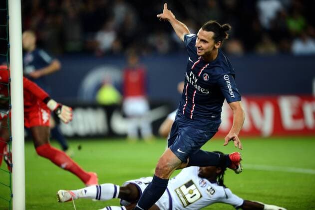 Zlatan IBRAHIMOVIC (psg) - but FOOTBALL : PSG vs Toulouse - Ligue 1 - 14 09 2012 AnthonyBIBARD FEP Panoramic 