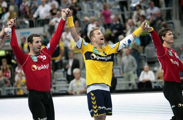 Toyota-Handball-Bundesliga - 15.09.2012 - Saison 2012-2013 - Rhein Neckar Löwen - HSG Wetzlar- Mannheim v. l. Jubel bei Goran Stojanovic, Oliver Roggisch und Niklas Landin alle RNL Aktion, Einzelbild, Jubel -