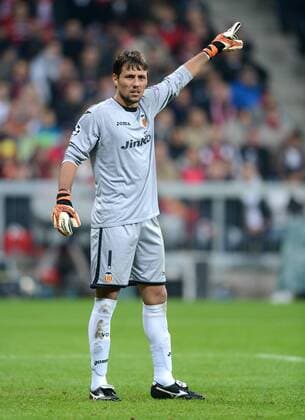 FUSSBALL CHAMPIONS LEAGUE SAISON 2012 2013 GRUPPENPHASE FC Bayern München - FC Valencia 19.09.2012 Torwart Diego Alves (Valencia CF)
