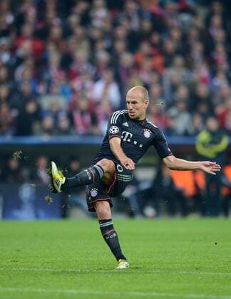 FUSSBALL CHAMPIONS LEAGUE SAISON 2012 2013 GRUPPENPHASE FC Bayern München - FC Valencia 19.09.2012 Arjen Robben (FC Bayern München)