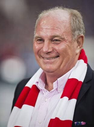 Gelsenkirchen, 22.09.2012, Veltins Arena, Fußball Präsident Uli Hoeneß (FCB) FC Schalke 04 - FC Bayern München