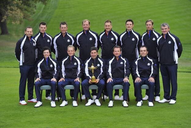 The European team of Rory McIlroy of Northern Ireland (Nordirland) , Luke Donald of England, team captain Jose Maria Olazabal of Spain, Graeme McDowell of Northern Ireland (Nordirland) , Francesco Molinari of Italy (front row L-R), Sergio Garcia of Spain, Martin Kaymer of Germany, Lee Westwood of England, Peter Hanson of Sweden, Ian Poulter of England, Justin Rose of England, Nicolas Colsaerts of Belgium, and Paul Lawrie of Scotland pose for a photograph before the start of the 39th Ryder Cup at Medinah Country Club on Tuesday, September 25, 2012 in Medinah, Illinois. Ryder Cup play begins Friday.